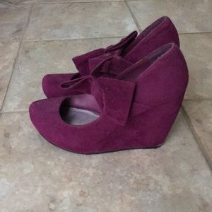 Purple Bow Platform Wedges